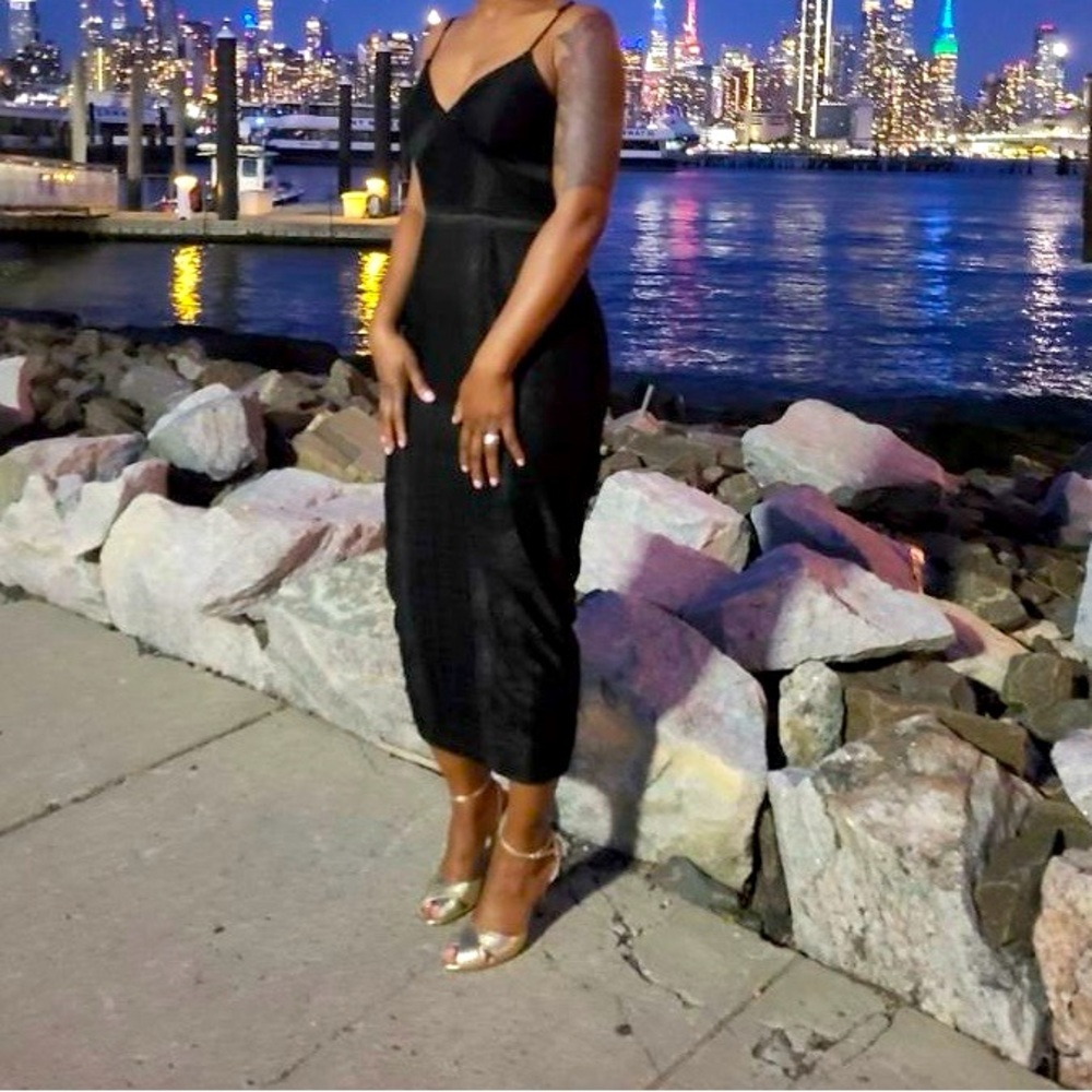 Pretty Little Thing Elegant Black Evening Dress. Worn Once Size 6